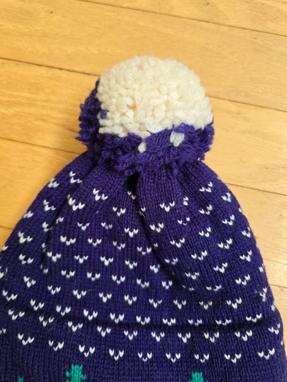vintage 90's | Alpine Ski blue wool cozy pom-pom beanie - Picture 4 of 8